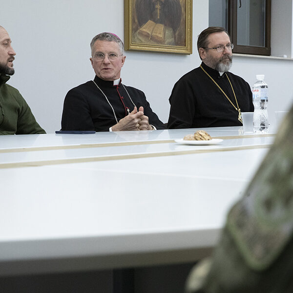 U.S. military archbishop visits Ukraine’s military chaplains