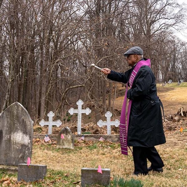 Cardinal Gregory leads prayer service for enslaved African Americans buried in Sacred Heart Parish’s cemetery in Bowie