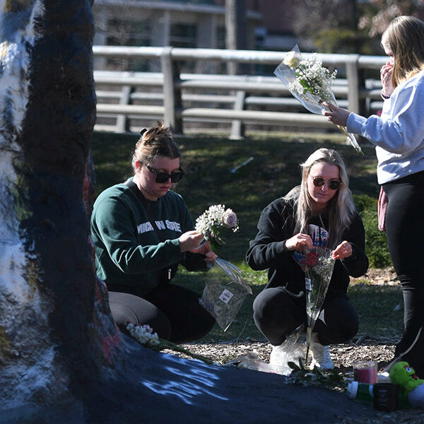 Michigan shooting victims memorialized at parish vigils, livestreamed rosary