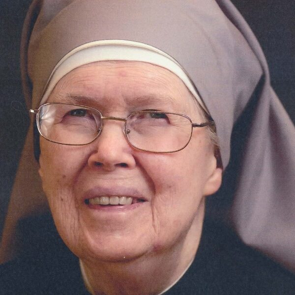 Sister Regina Marie de l’Eucharistie Loftus dies at 86