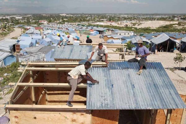 U.S. bishops' Catholic Relief Services advances relief efforts at home ...