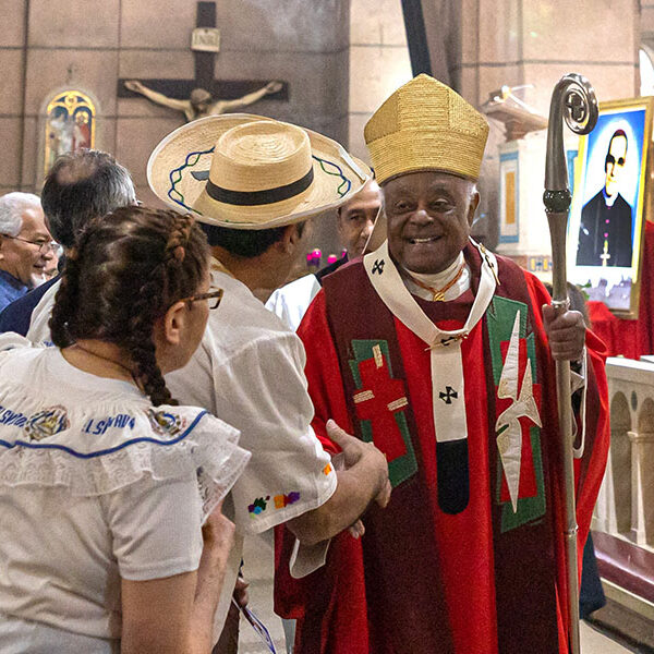 Salvadorans celebrate St. Oscar Romero’s ‘faith, courage’ at Mass on anniversary of his assassination