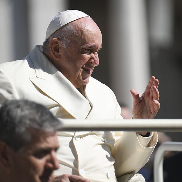 Martyrs witness to the power of love, pope says