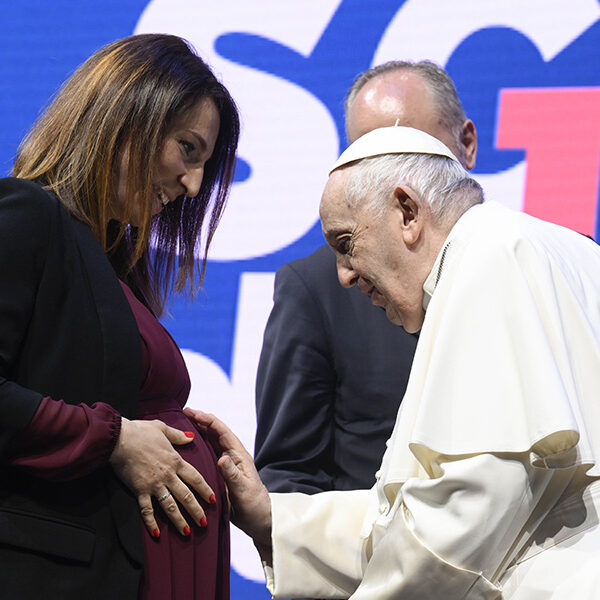 It’s unfair, humiliating if only the rich can build a family, pope says