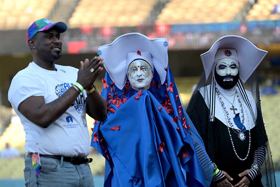 As LA Dodgers honor Sisters of Perpetual Indulgence, protest draws