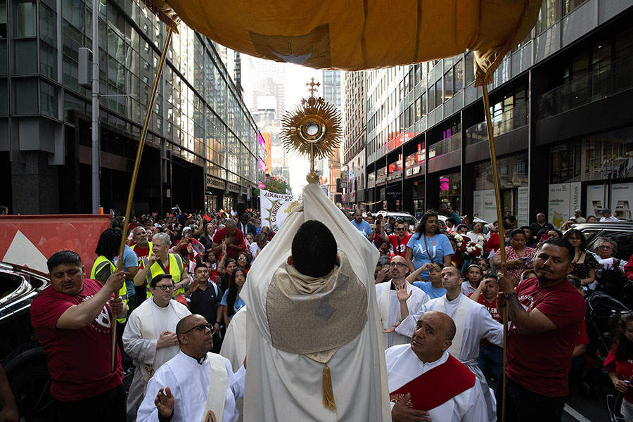 Processions' public witness expresses National Eucharistic Revival's
