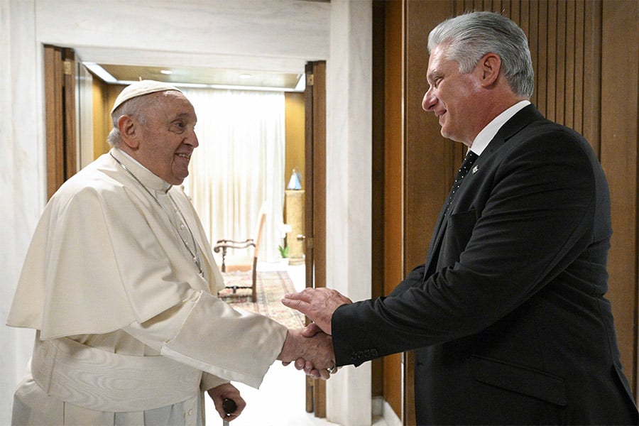 Pope De Pope meets Cuban president at Vatican - Catholic Review