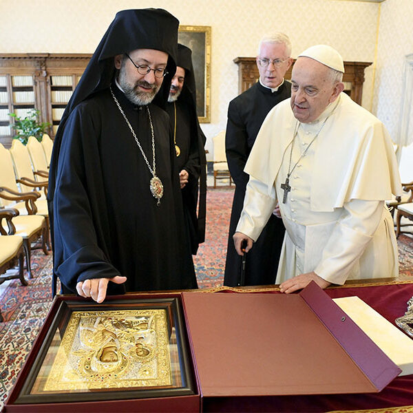 Greed, selfishness stand in the way of peace, pope tells Orthodox leaders