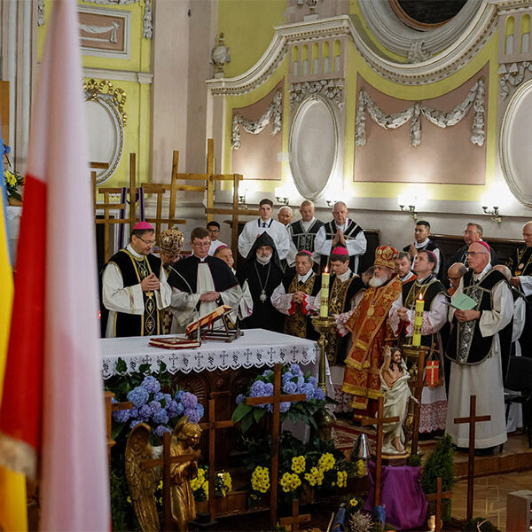 Polish, Ukrainian churches push for reconciliation, unity on 80th anniversary of massacre