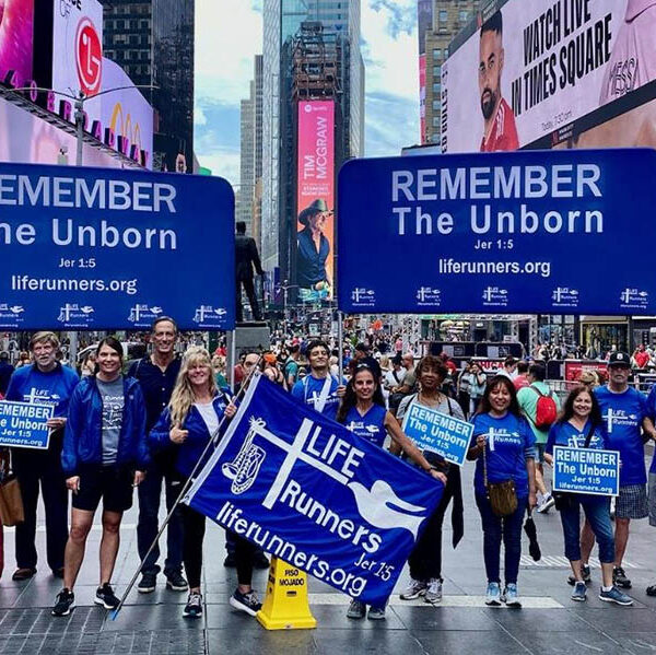 Group walks, prays for end to abortion as it kicks off national pro-life relay in Manhattan
