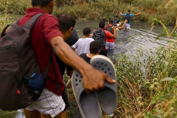 U.S. Border Patrol records sharp increase in arrests; situation of ...