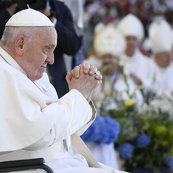 Take leap of faith and dare to love your family, those in need, pope says
