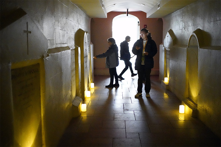 Exploring the History and Mysteries of the Basilica of St. Patrick’s Old Cathedral: The Catacombs by Candlelight Tour