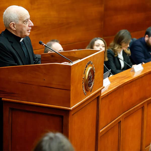 Speakers see need to introduce Vatican II to new generation