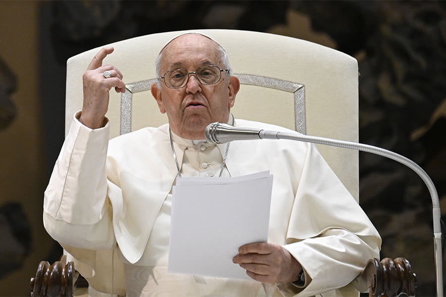 Everyone Faces Temptation, But Jesus Is Always Close By, Pope Says ...