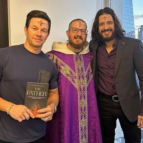 Friar who said Ash Wednesday Mass for Roumie, Wahlberg shares how to meet God in Lent’s ‘desert’