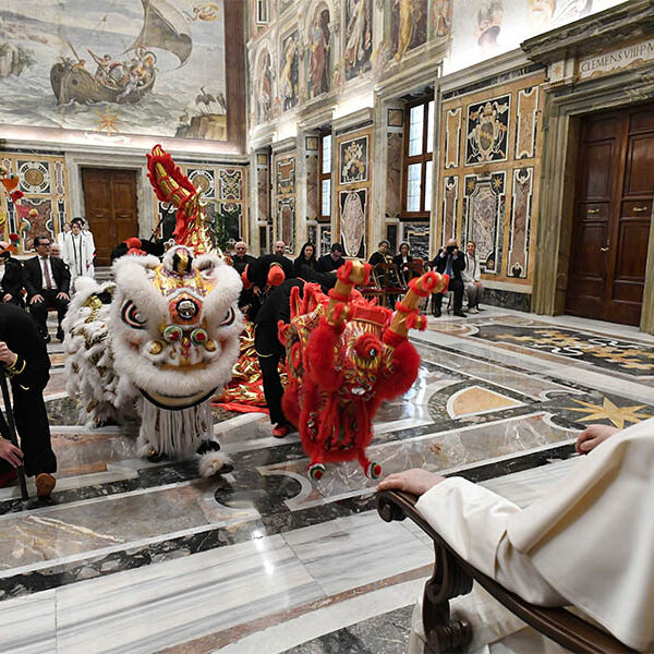 Pope hopes Lunar New Year celebrations will foster friendship, peace