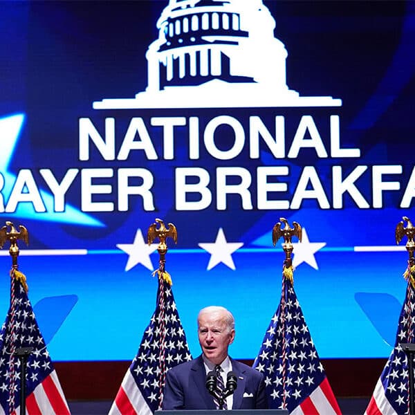 At National Prayer Breakfast, Biden calls for Americans to ‘pray for peace’ amid conflict