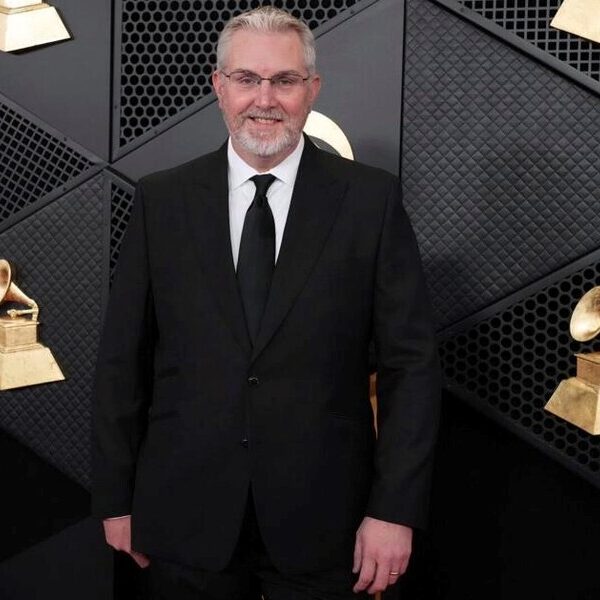 Calvert Hall grad Scott Riesett a hot commodity in music industry as Grammy Award-winning producer