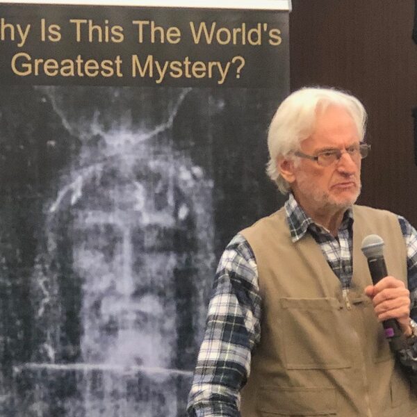 Supporters offer million-dollar prize to replicate Shroud of Turin