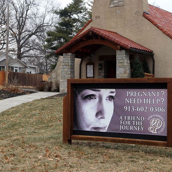 Body of preterm baby found in Virginia pond prompts prayers, resource reminders