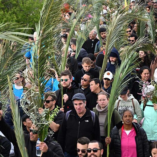 Vatican Palm Sunday recalls early Christian martyrs, brave sea captain