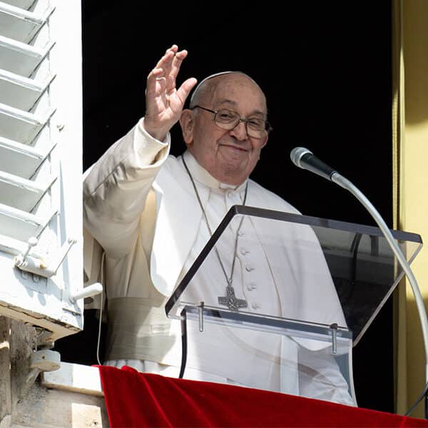Memory book: Pope reviews his life and shares dreams for future
