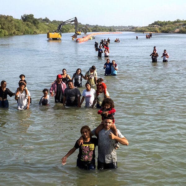 Judge upholds program allowing some migrants to enter U.S. on humanitarian grounds