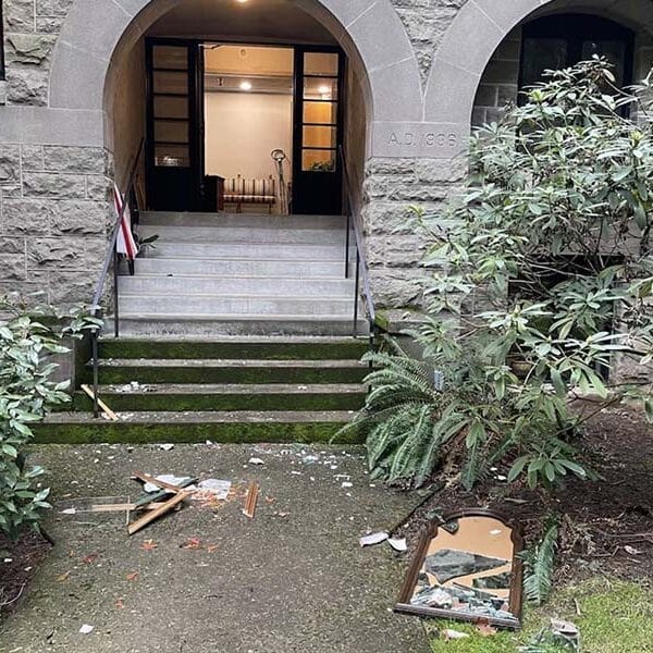 Priest narrowly escapes attack damaging historic Oregon Catholic shrine