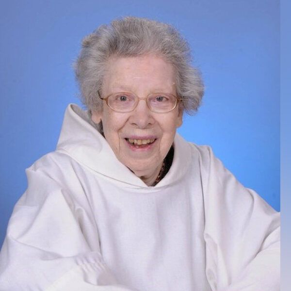 Carmelite Sister Mary Eileen McNamara dies at 104