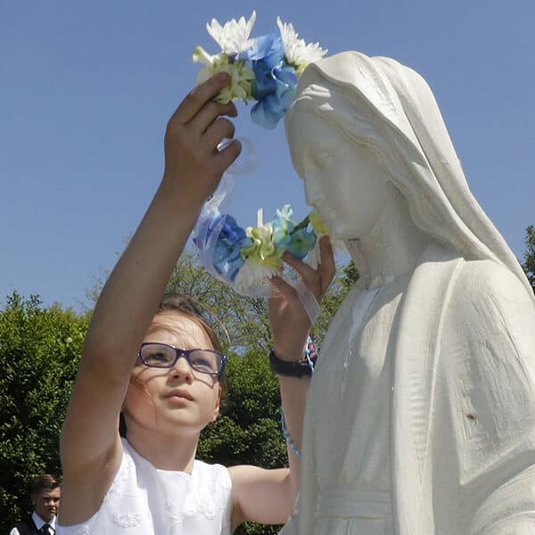 May traditions celebrate Mary’s gift of life