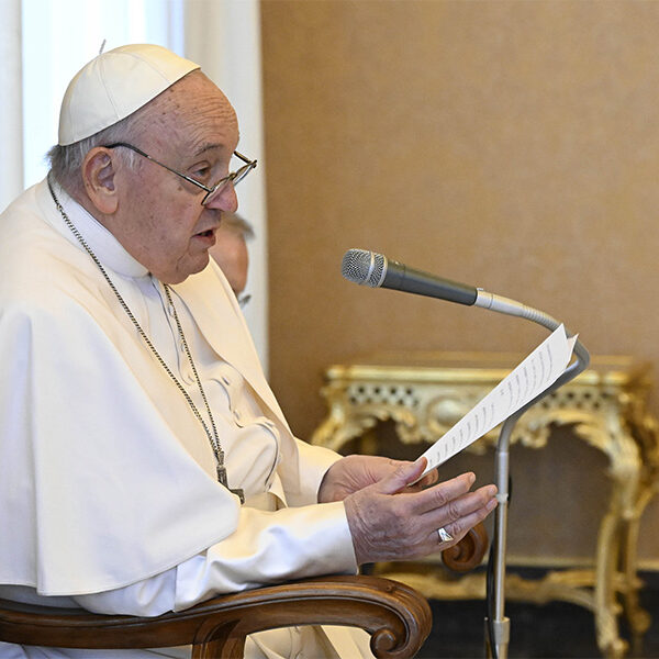 Pope asks Bible scholars to highlight Jesus’ care for those who suffer
