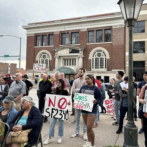 U.S. Justice Department, civil rights groups file lawsuits against Iowa over immigration law