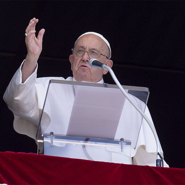 Modern martyrs are seeds of Christian witness in the church, pope says