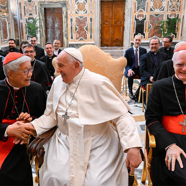 Pope thanks priests for faithful, generous dedication to their flock