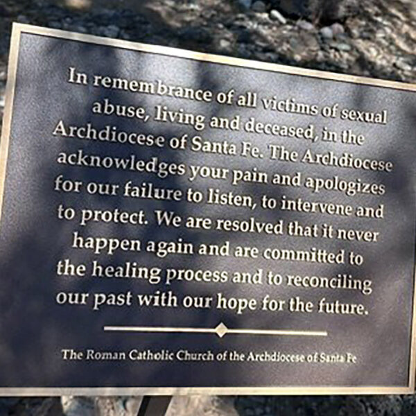 Plaque is ‘solemn acknowledgement’ of abuse survivors, says Santa Fe Archdiocese