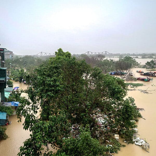 Pope expresses solidarity with Vietnam flood victims; local Caritas agency rushes to help