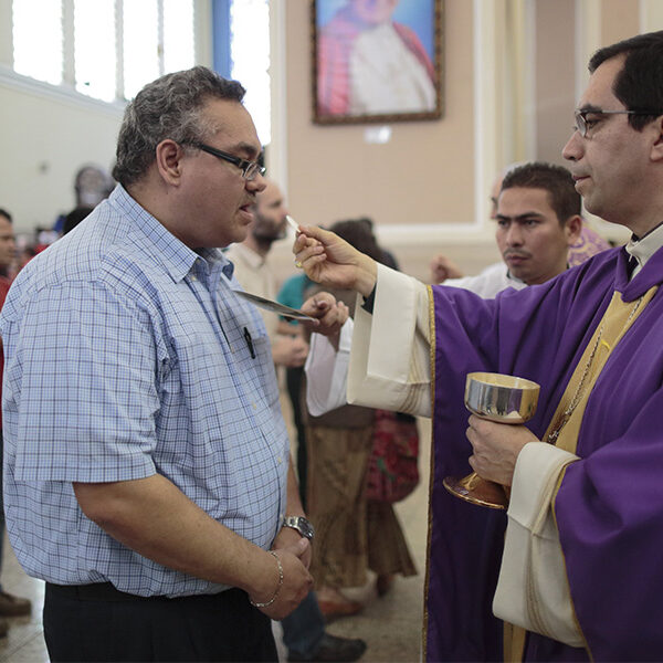 Roberto Navarro reaches dreams through commitment to serve and faith in God