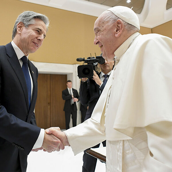 Blinken praises pope’s LGBTQ advocacy, talks Lebanon ceasefire at Vatican