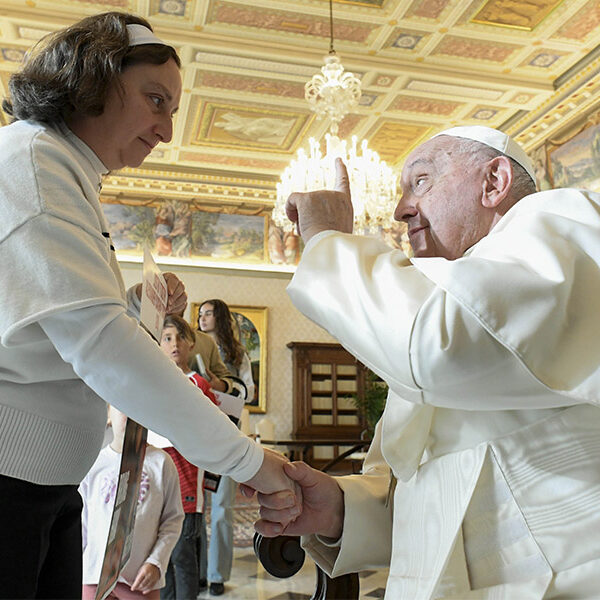 Pope meets Israeli citizens freed from captivity in Gaza