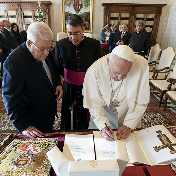 Pope, Palestinian president meet at Vatican