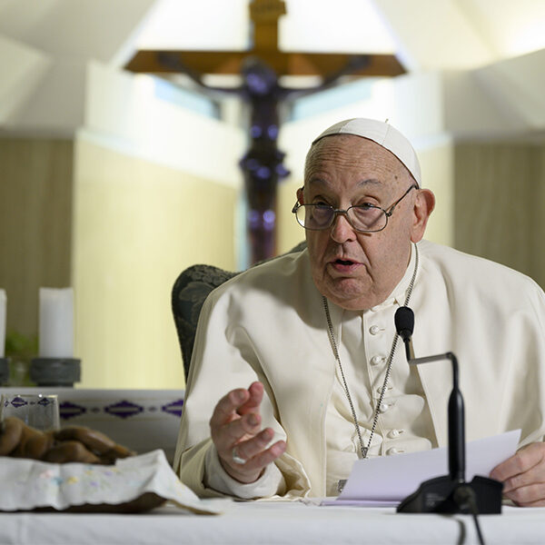 Pope, suffering a cold, focuses on mothers and children before Christmas