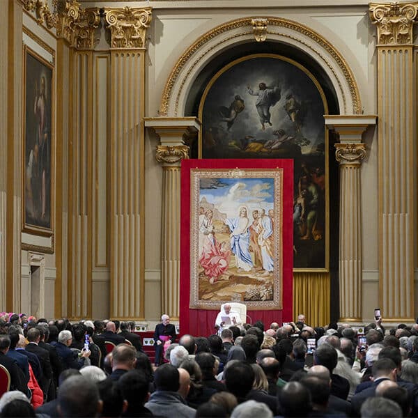 Pope asks that theology be ‘accessible,’ not polarizing