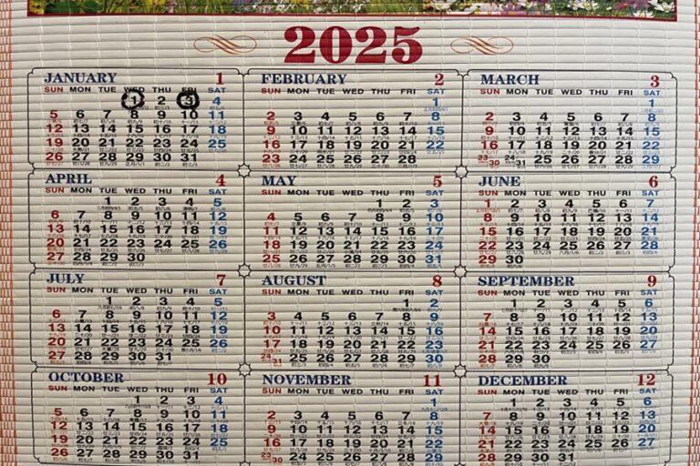 Image of a 2025 calendar