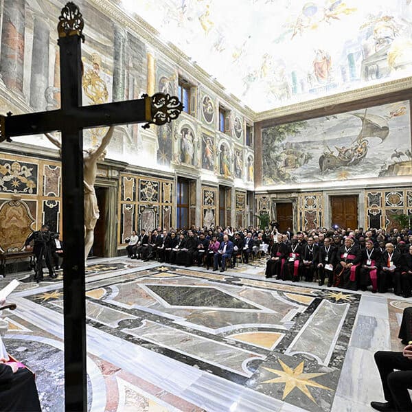 Catholic communication must engage with the world, pope says