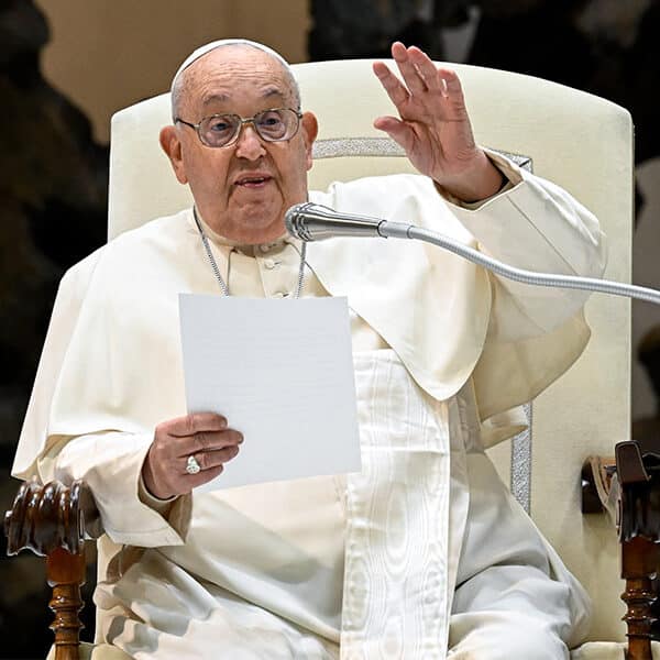 Pope condemns economy that ‘does not respect life,’ exploits children