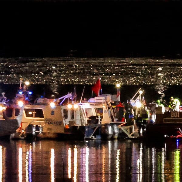 Pope sends condolences to families for midair collision near D.C.