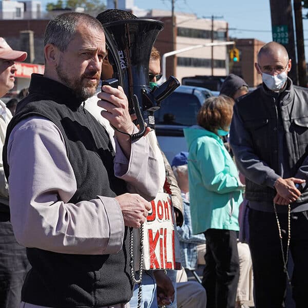 New abortion clinic trial in New Jersey involves a hermit, a friar and two laypeople