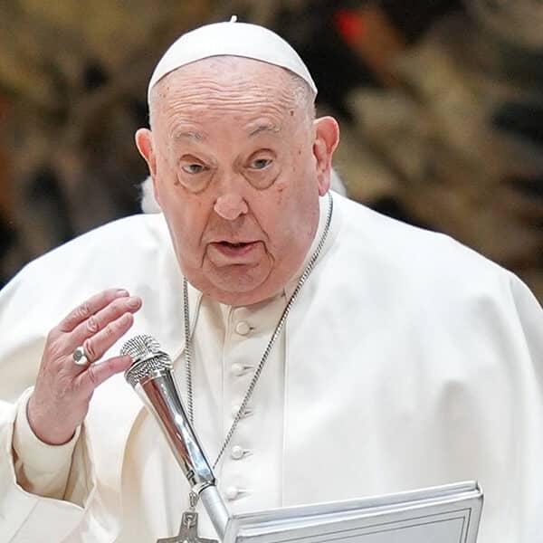 All Christians are called to be missionaries of hope, pope says