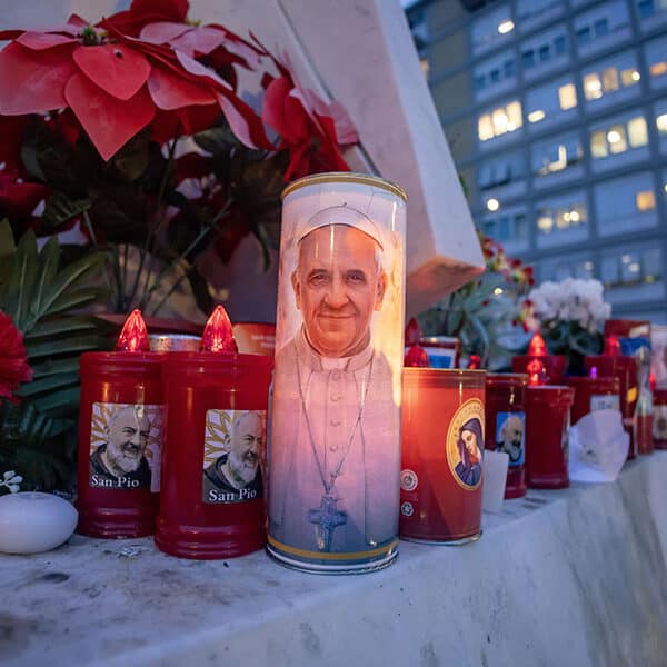 Despite health challenges, pope has ‘unique’ presence, cardinal says